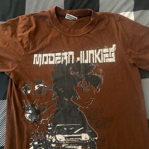 Modern Junkies Tee. Size M